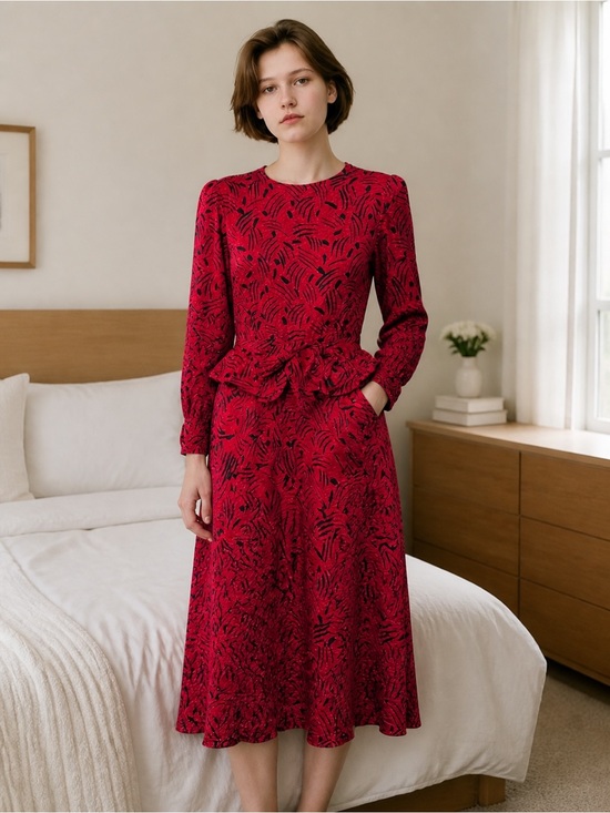 Argenti Dresses & Skirts - Vtg 100% Silk Red Patterned Long-Sleeve Midi Dress